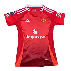 Manchester United | Women’s Medium Slim-Fit Jersey